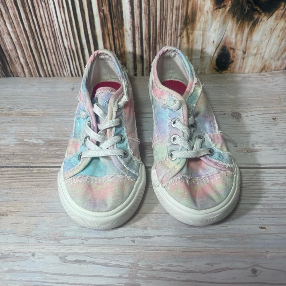 Blowfish Malibu Kids Girls Size 8 Canvas Slip On Shoes Sneakers